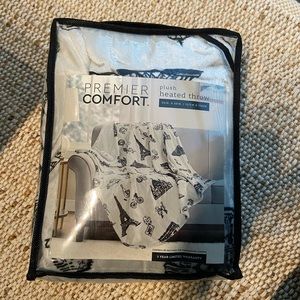 Premier Comfort Novelty Printed Electric Plush Throw, 50" x 60"